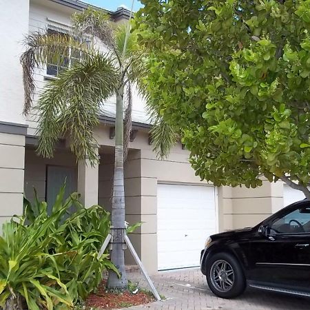 غرب شاطئ بالم Villa Lucy المظهر الخارجي الصورة